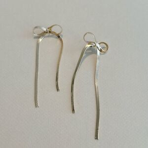 Bow drop earrings N1122